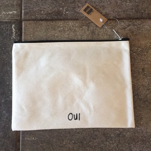 Travel pouch | multipurpose - travel, make up. NWT - Picture 4 of 5